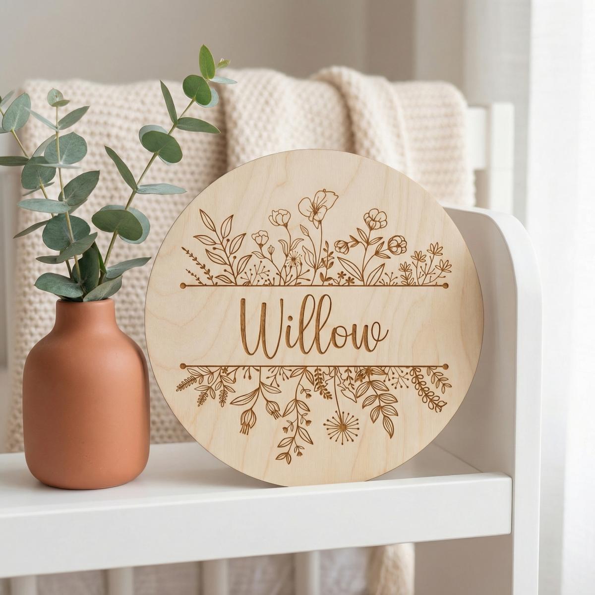 Personalized Floral Round Wood - đánh giá và giá Nursery